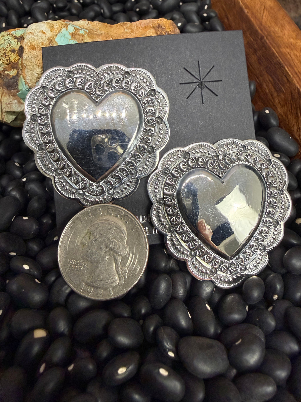 Sunshine Reeves Heart Earrings Post ￼
