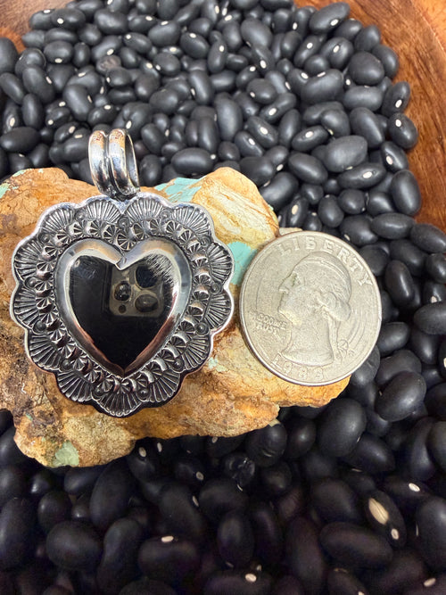 Sunshine Reeves Heart Pendant Small ￼