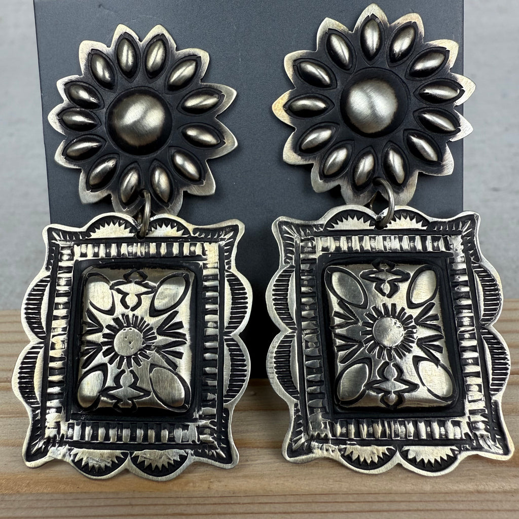 Leander Tahe Post Dangle Small