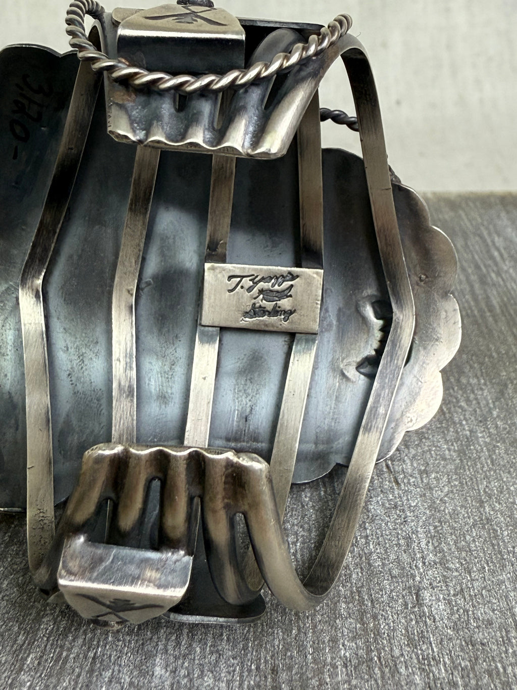 Tim Yazzie Pink Conch Saddle Cuff