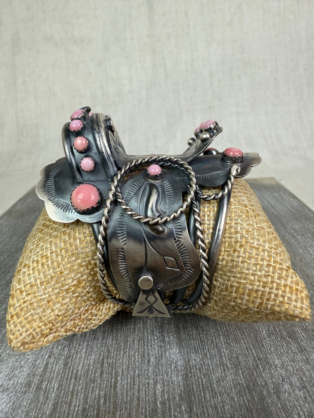 Tim Yazzie Pink Conch Saddle Cuff
